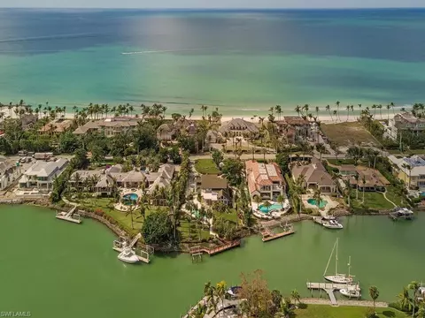 4255 Gordon Dr, Naples, FL 34102 photo 2