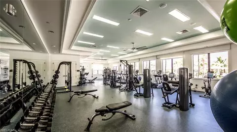 3371 Pacific Dr, Naples, FL 34119 photo 25