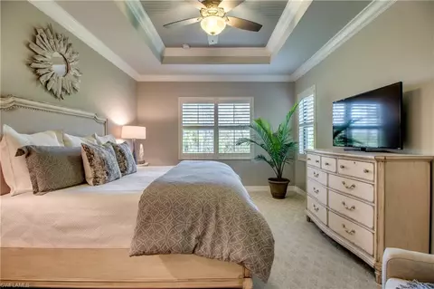 3371 Pacific Dr, Naples, FL 34119 photo 8