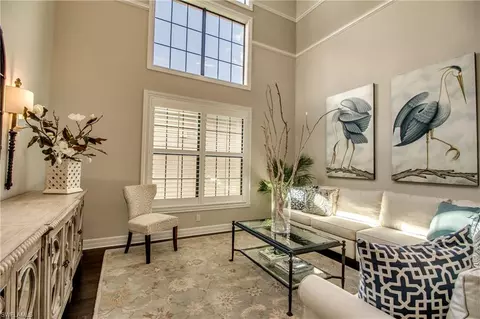 3371 Pacific Dr, Naples, FL 34119 photo 5