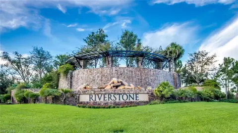 3371 Pacific Dr, Naples, FL 34119 photo 21