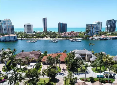 314 Devils Bight, Naples, FL 34103 photo 4