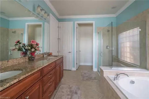 8543 Julia Ln W, Naples, FL 34114 photo 16