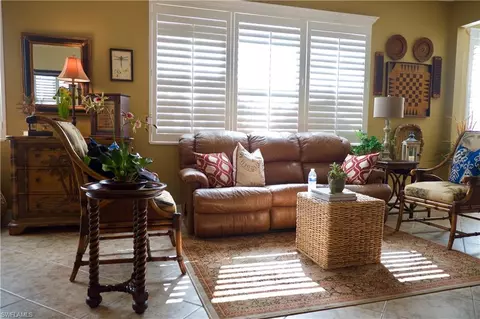 8771 Querce Ct, Naples, FL 34114 photo 5