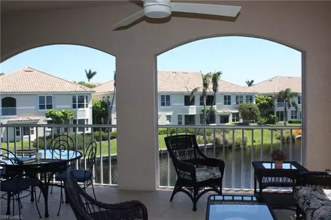 152 Colonade Cir, Naples, FL 34103 photo 1