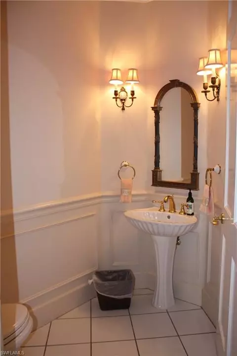 152 Colonade Cir, Naples, FL 34103 photo 4
