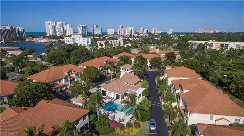 152 Colonade Cir, Naples, FL 34103 photo 21