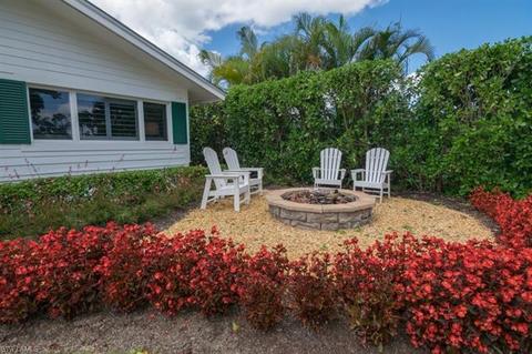 146 Burning Tree Dr, Naples, FL 34105 photo 5