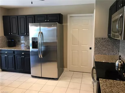 6931 Compton Ln S, Naples, FL 34104 photo 9