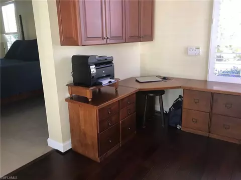 6931 Compton Ln S, Naples, FL 34104 photo 12