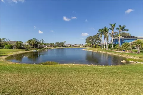 3687 Kent Dr, Naples, FL 34112 photo 3