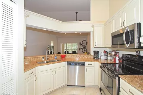 835 Tanbark Dr #202, Naples, FL 34108 photo 9