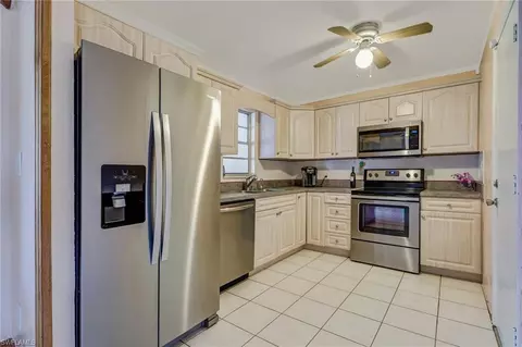1288 Hernando St, Naples, FL 34103 photo 9