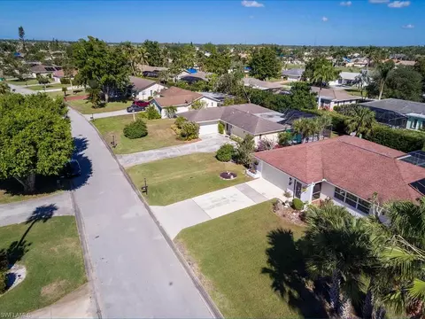 337 Bay Meadows Dr, Naples, FL 34113 photo 28