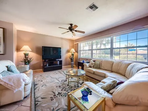 337 Bay Meadows Dr, Naples, FL 34113 photo 5