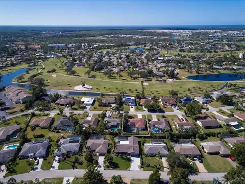 337 Bay Meadows Dr, Naples, FL 34113 photo 26