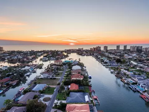 427 Seabee Ave, Naples, FL 34108 photo 15