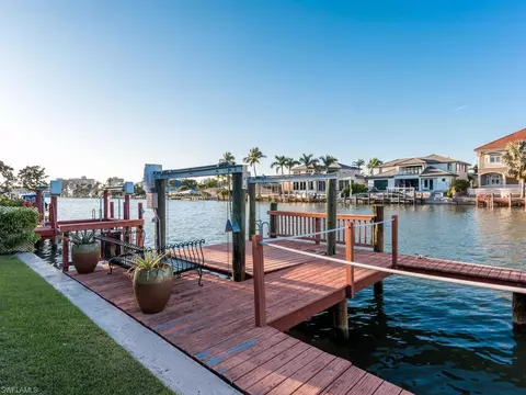 427 Seabee Ave, Naples, FL 34108 photo 7
