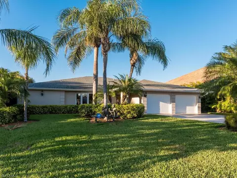 427 Seabee Ave, Naples, FL 34108 photo 3