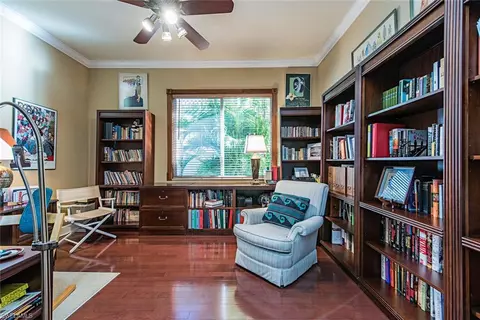 467 Tullamore Ln, Naples, FL 34110 photo 11