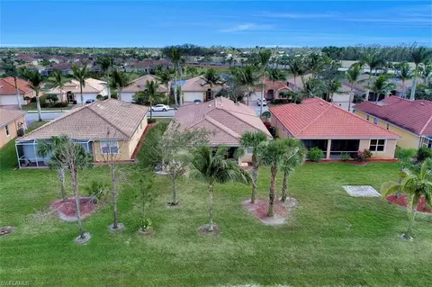 14079 Mirror Ct, Naples, FL 34114 photo 32