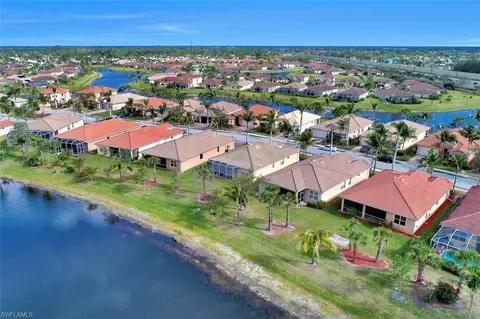 14079 Mirror Ct, Naples, FL 34114 photo 2