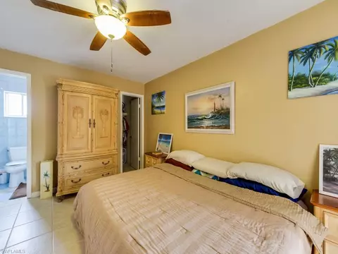 448 Castle Dr, Naples, FL 34119 photo 4