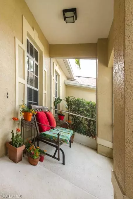 335 Burnt Pine Dr, Naples, FL 34119 photo 2