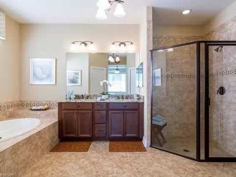 1474 Serrano Cir, Naples, FL 34105 photo 5