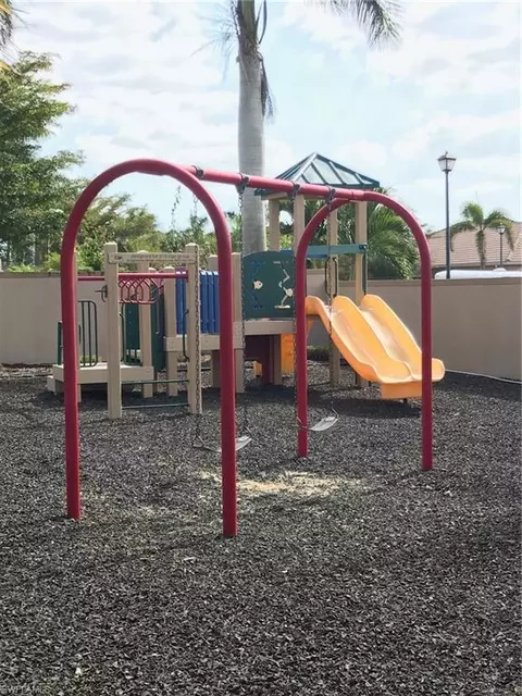 1474 Serrano Cir, Naples, FL 34105 photo 20