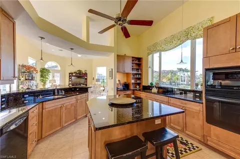 403 Oak Ave, Naples, FL 34108 photo 8