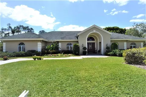 4524 Silver Fox Dr, Naples, FL 34119 photo 1