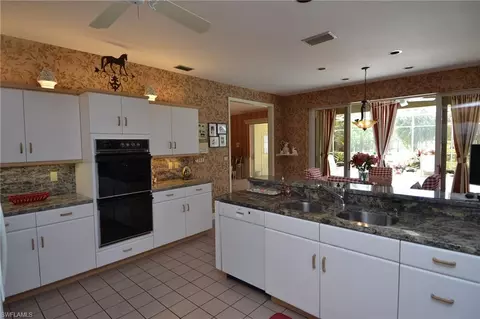 4524 Silver Fox Dr, Naples, FL 34119 photo 17