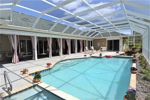 4524 Silver Fox Dr, Naples, FL 34119 photo 4