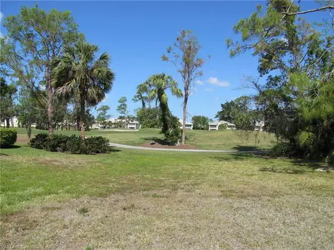 9113 Pinnacle Ct, Naples, FL 34113 photo 4
