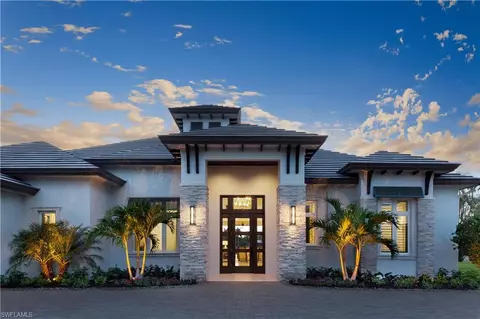 301 West St, Naples, FL 34108 photo 2