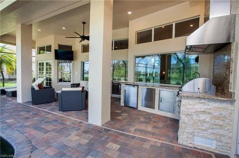 20313 Leopard Ln, Estero, FL 33928 photo 3