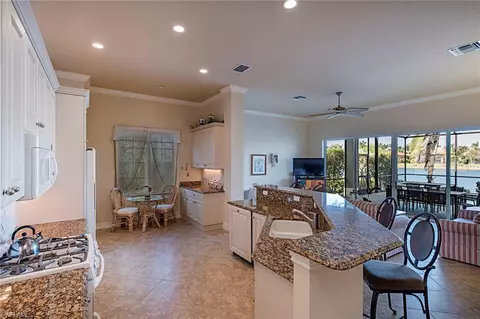 8524 Mallards Pt, Naples, FL 34114 photo 7