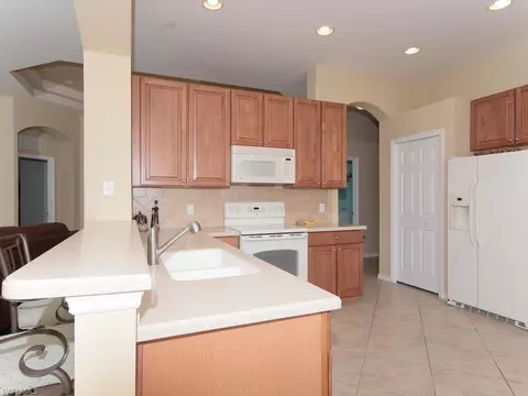 14103 Mirror Ct, Naples, FL 34114 photo 11