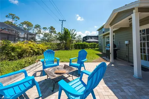 606 Corbel Dr, Naples, FL 34110 photo 3