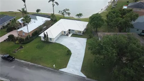 703 Meyer Dr, Naples, FL 34120 photo 3