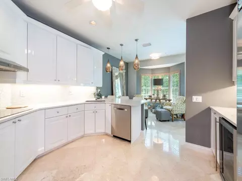 121 Colonade Cir, Naples, FL 34103 photo 2