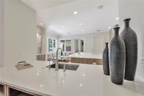 525 13th Ave S, Naples, FL 34102 photo 13