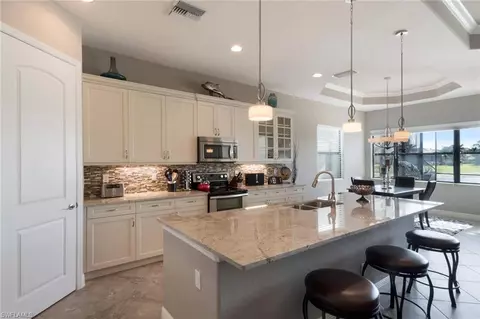 1505 Serrano Cir, Naples, FL 34105 photo 7