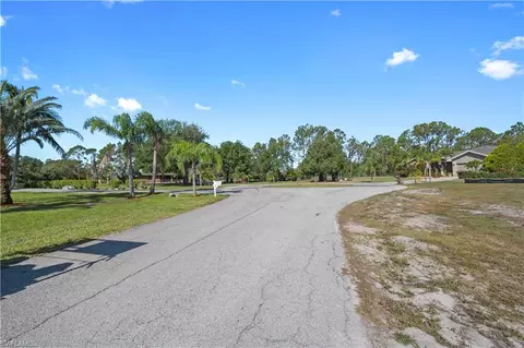 9469 Coralee Ave, Estero, FL 33928 photo 8