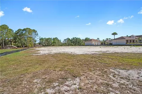 9469 Coralee Ave, Estero, FL 33928 photo 6