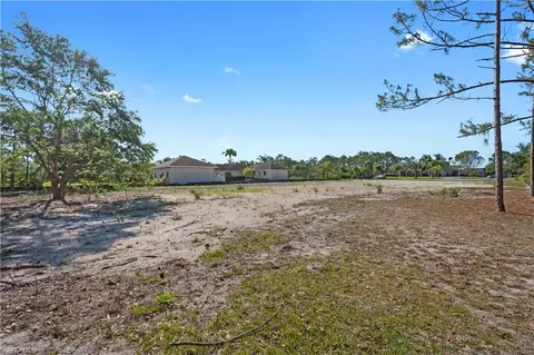9469 Coralee Ave, Estero, FL 33928 photo 5