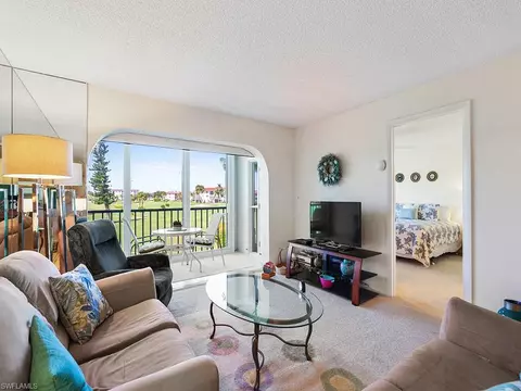 29 High Point Cir E #207, Naples, FL 34103 photo 12