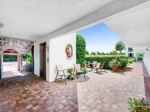 29 High Point Cir E #207, Naples, FL 34103 photo 3