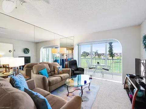 29 High Point Cir E #207, Naples, FL 34103 photo 10